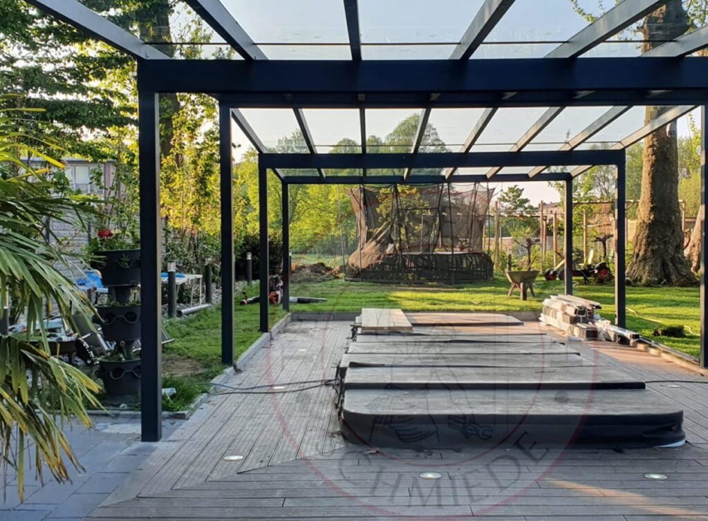 Realisiertes Projekt: Glas-Wintergarten mit Schiebeelementen